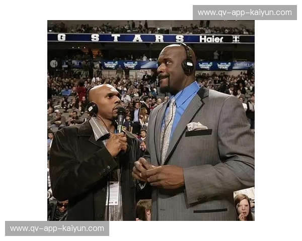 巨塔对决:大梦“罗宾逊”与鲨鱼“奥尼尔”,谁才是禁区统治者? 巨塔对决:大梦“罗宾逊”与鲨鱼“奥尼尔”,谁才是禁区统治者?